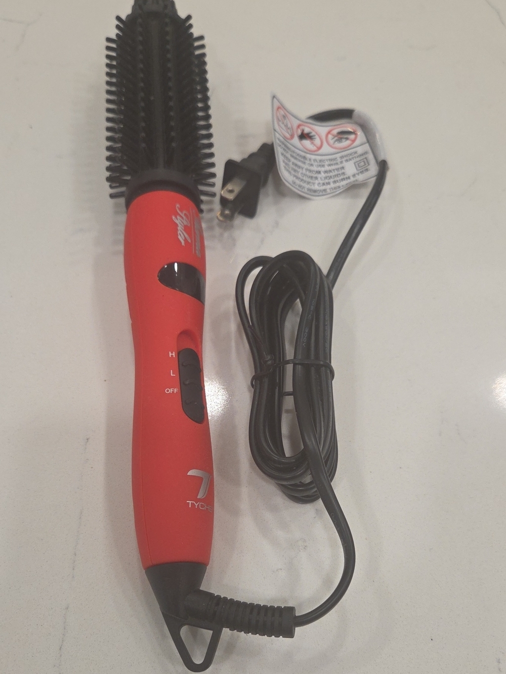 Tyche Red and Black Heated Round Brush. New Without Box